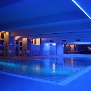 Und Hotel